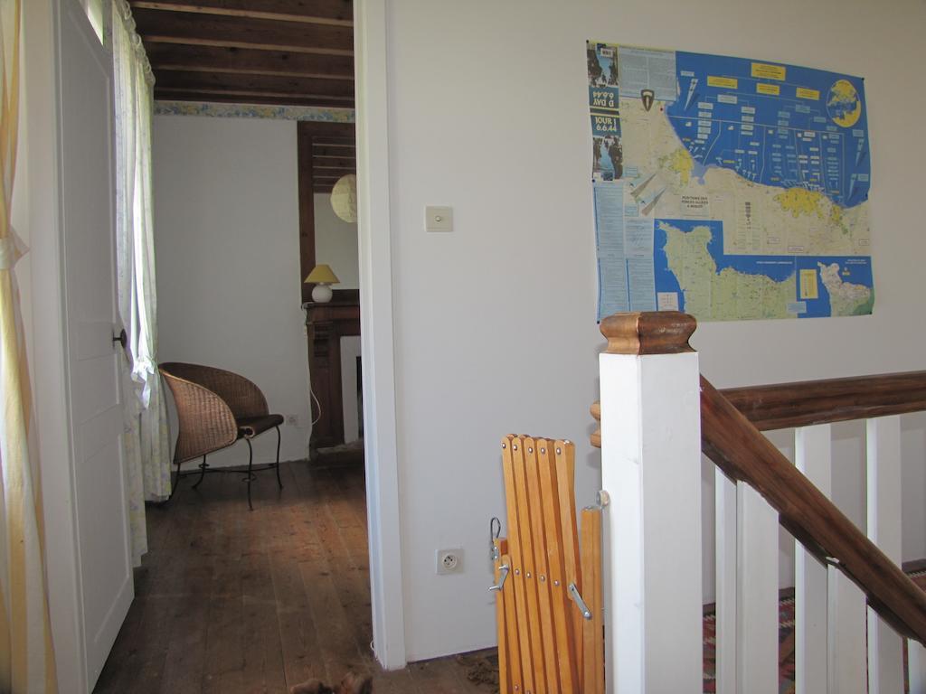 Gite De La Ferme De La Cour Crasville  Zimmer foto