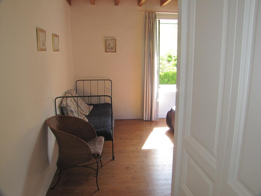 Gite De La Ferme De La Cour Crasville  Zimmer foto